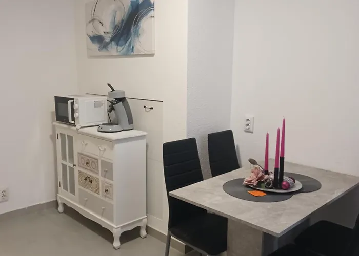 Julie فايسفاسر